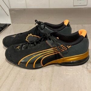 Men’s Puma tennis shoes